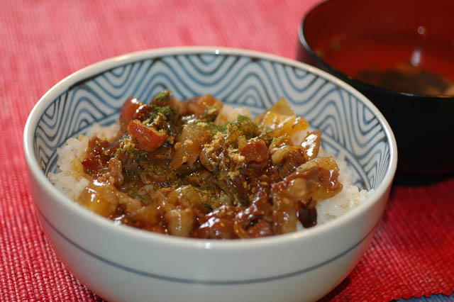 640焼肉丼